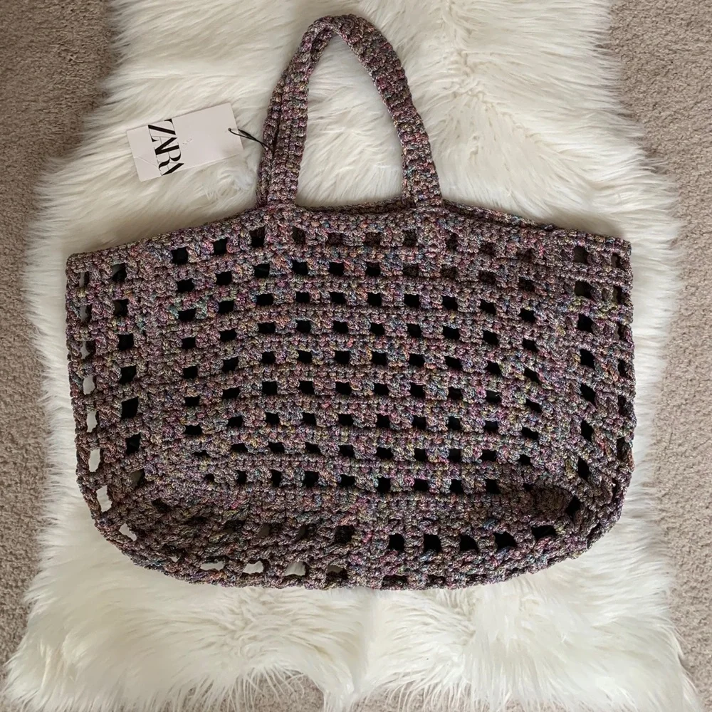 ZARA Shimmer Basket Weave Tote Bag - Picture 4 of 11